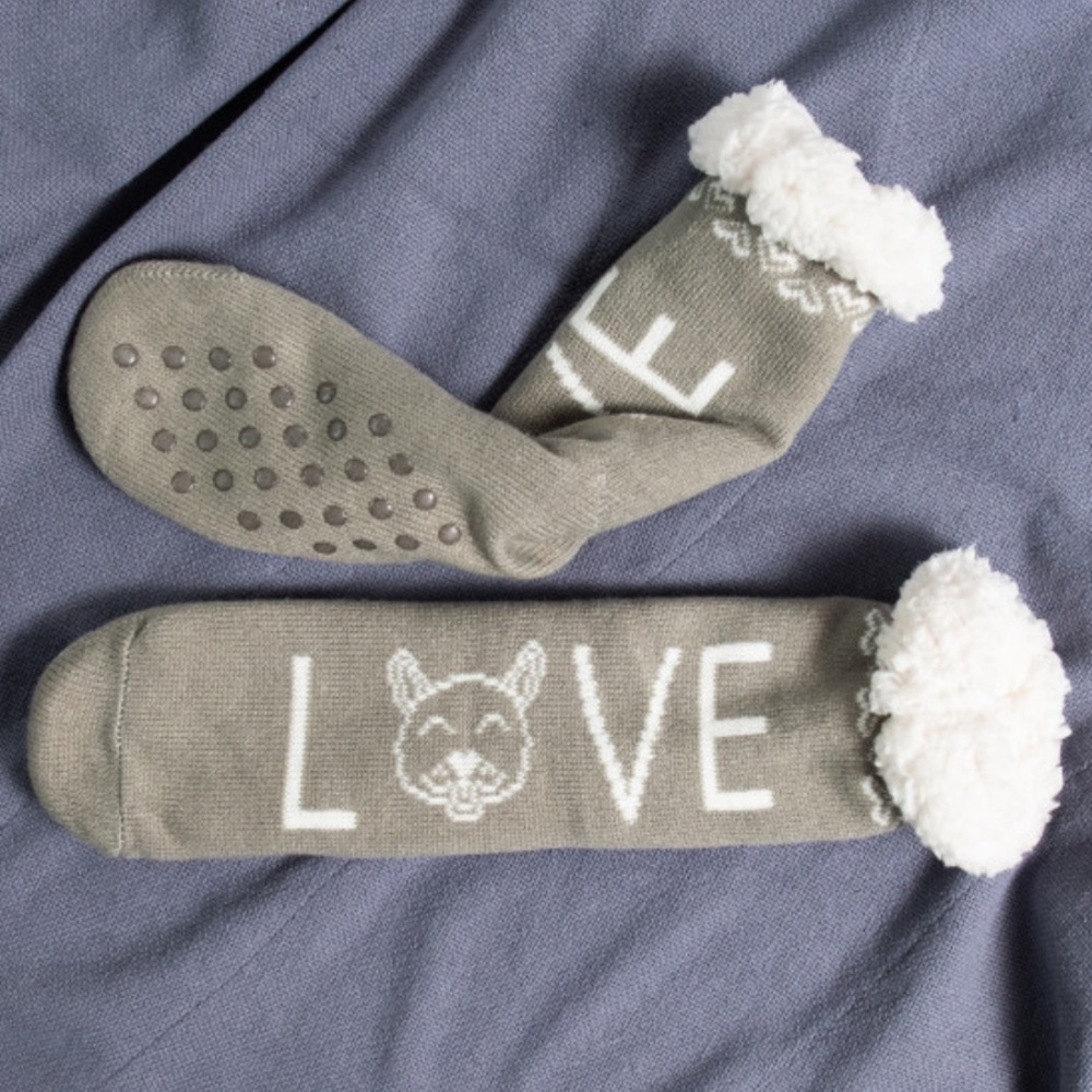 Puppy Love Gray No-Slip Fuzzy Lined Slippers - NWT